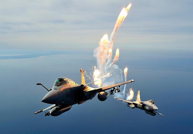 内幕曝光，印度内部出现严重分歧，俄罗斯却犯