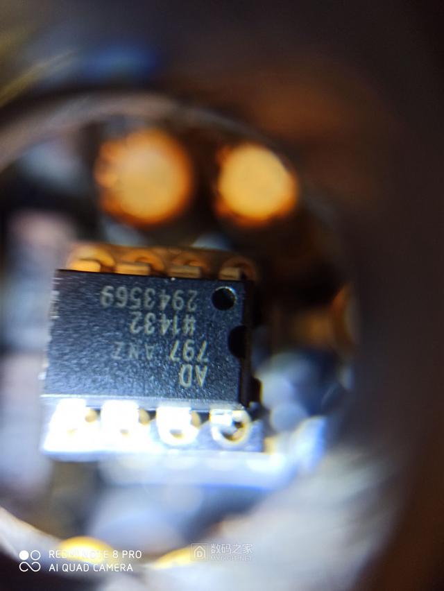 曾经的旗舰，创新SoundBlaster X7外置独立声卡详细微观拆解！