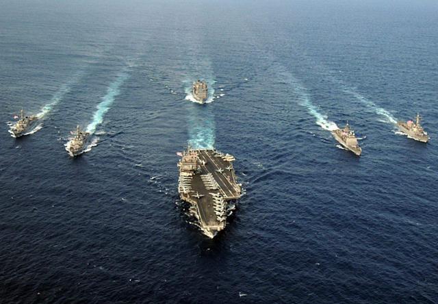 一口气派出6艘航母！美军强行秀肌肉，却等来一