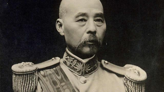 冯巩家境有多显赫？太爷爷是民国总统，爷爷也