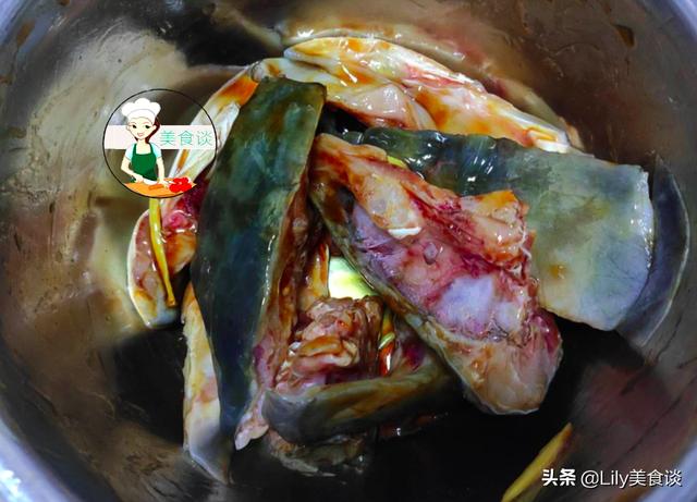 热天要多吃蒸菜，这菜蒸一蒸，8分钟上桌，又鲜又营养，家人爱吃