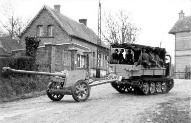 二战德军为何战力强悍？一个步兵师的火力配置