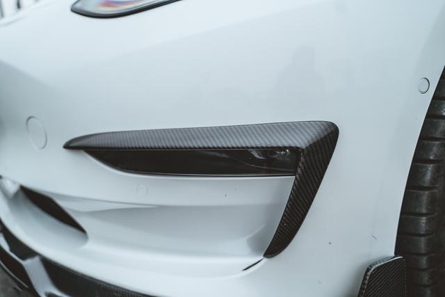 心动在3 新潮上市 CMST||Tesla Model 3改装升级