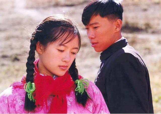 1999年，张艺谋把爱情拍成了山间的一条路