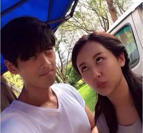 当明星甩掉偶像包袱，王俊凯高冷只是表象，陆