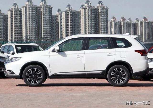 17万多元三菱新款欧蓝德，网友：合资SUV界高性价