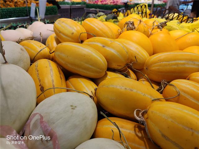 OnePlus 8 Pro深度体验！高素质屏幕下的真安卓旗舰