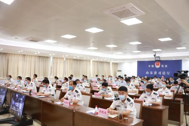 王玉君强调:坚持“七个聚焦”“八个狠抓” 坚决打好重点工作攻坚战