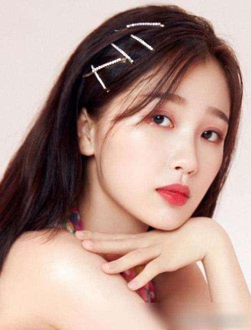 #call#虞书欣为张艺凡打call 我们一起加油吧宝贝