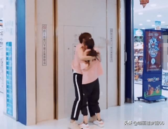 跑男：baby汪苏泷撕名牌，看到两人的架势和状态，黄晓明怎么忍？