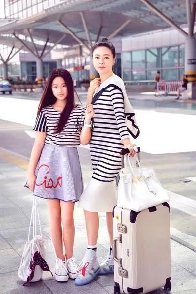 黄晓明出道的《爱情不是游戏》演员现状，20年后