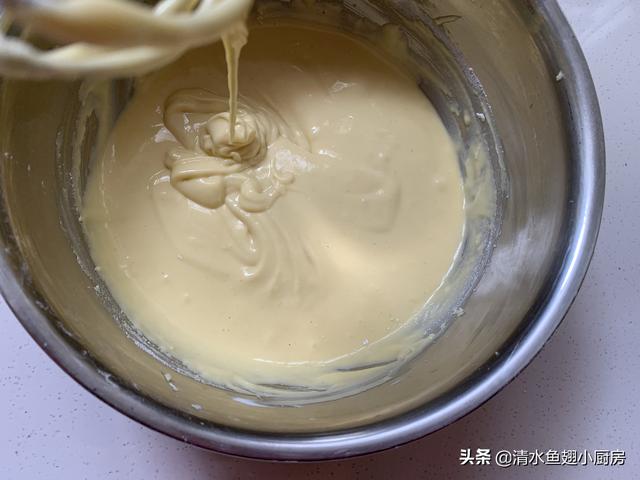糯米蛋糕外皮酥脆，内里细腻又软糯，全新口感，吃着没够