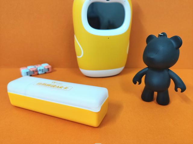 牛听听读书牛3.0：新增多元互动功能，孩子哪儿都不去只想学习