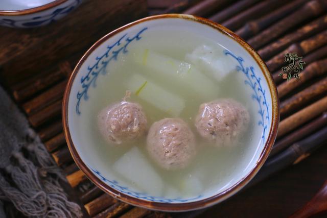 七八月我家必喝的消暑汤，不放一滴油，清淡鲜美，越喝越舒坦