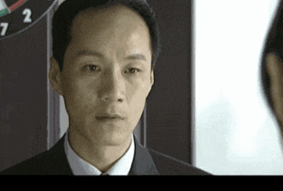 比“容嬷嬷”被人扔鸡蛋还惨，这个男人，因出