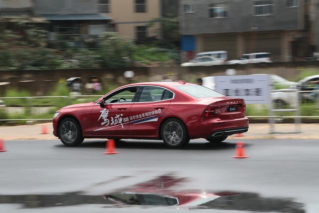 你看不见的VOLVO安全 驾域2020沃尔沃全系驾控体验日昆明站