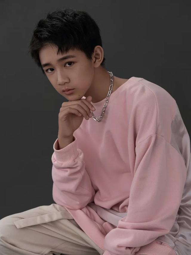 荣梓杉：我和朱朝阳截然不同，但我能感受到他，也想要突破他