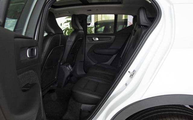 为圈钱而生！这3款豪华SUV懂车的都不买，中看不