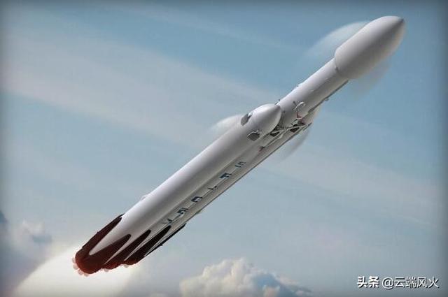 世界现役最大火箭，SpaceX的猎鹰重型的特点？