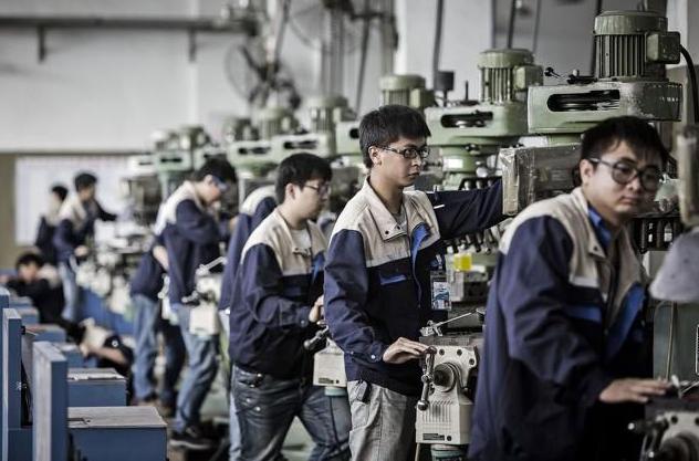 中国\"世界工厂\"头衔将被取代？转型将至