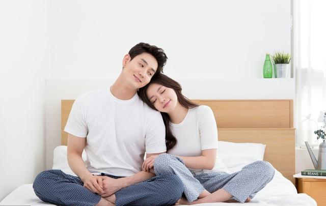 妻子坚持丁克，10年后丈夫忍无可忍，他说：离婚