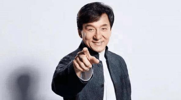 原来我只是一个“死跑龙套的”，现在大红大紫让你怀疑人生