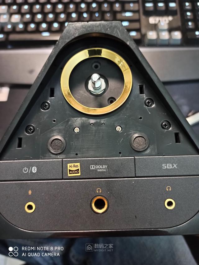 曾经的旗舰，创新SoundBlaster X7外置独立声卡详细微观拆解！