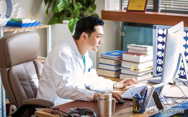 张嘉益|张嘉译改名张嘉益 揭露了老一辈中年演员们的辛酸