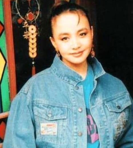 1997年，宋丹丹婚内出轨，3天后致电英达：我有外遇了，离婚吧