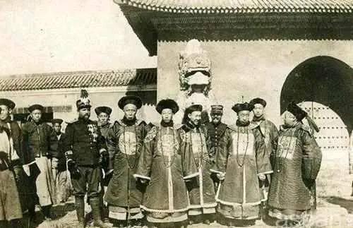 若他当了大清皇帝，八国联军根本不敢踏进北京半步，更没有慈禧