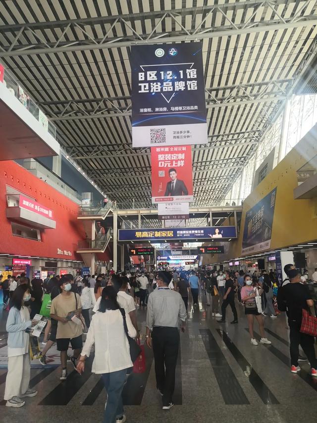 2020中國建博會（廣州）12.1衛(wèi)浴品牌館如約啟動，現(xiàn)場人流如織