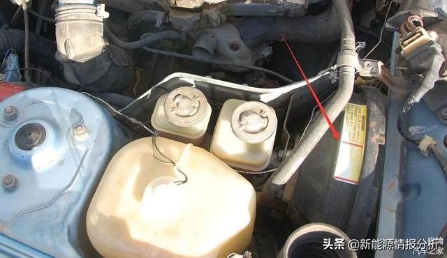 阿曼日记1:中国人买三手日产达特桑280Z