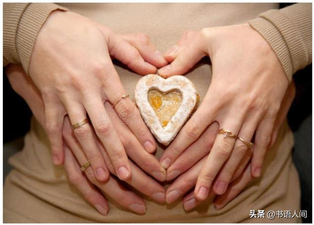 有了孩子后，我感觉自己要疯了：应对产后抑郁，要做好这4件事