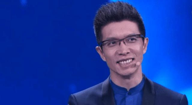 央视的主持人表面严肃，私下这么“不正经”，观众：真没想到