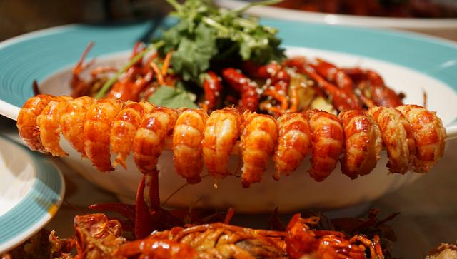 美食|贵阳客自来龙虾馆媒体品鉴会成功举行