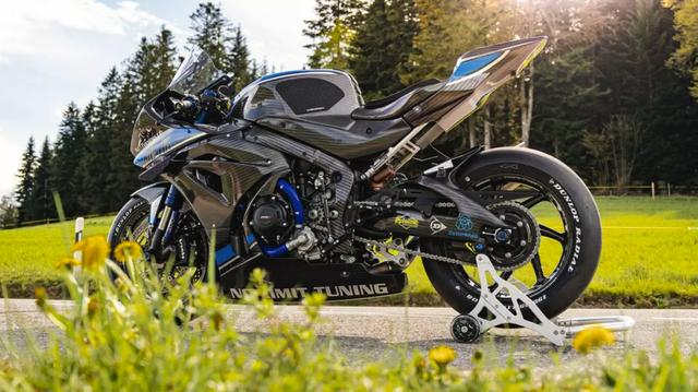 全碳纖維的賽車！ 鈴木超跑GSX-R1000R頂級改裝展示