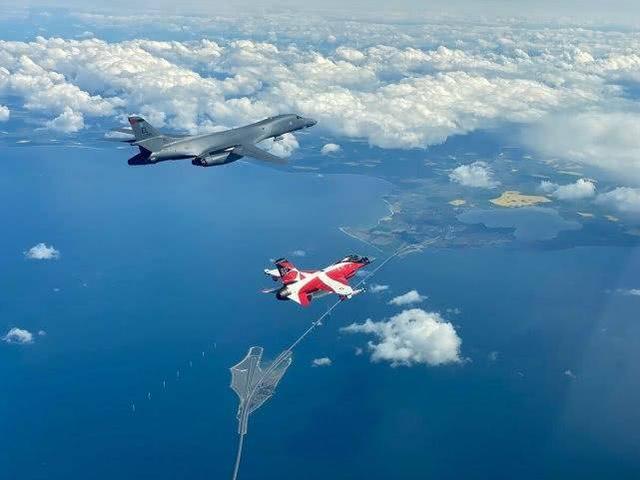 神盾舰的威胁来了？美B1B战轰频繁出入，携LRASM可威胁大驱