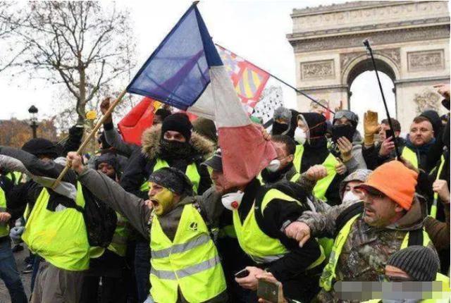 加拿大噩耗频出！中加两国大批合同被终止众多