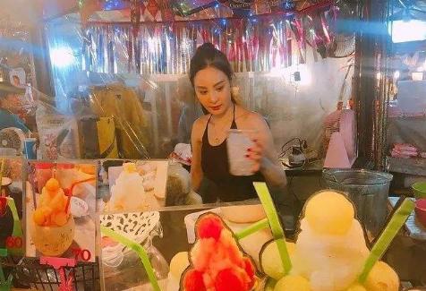 中国游客到泰国旅游，看到“水果西施”真容，直呼：被网红主播骗