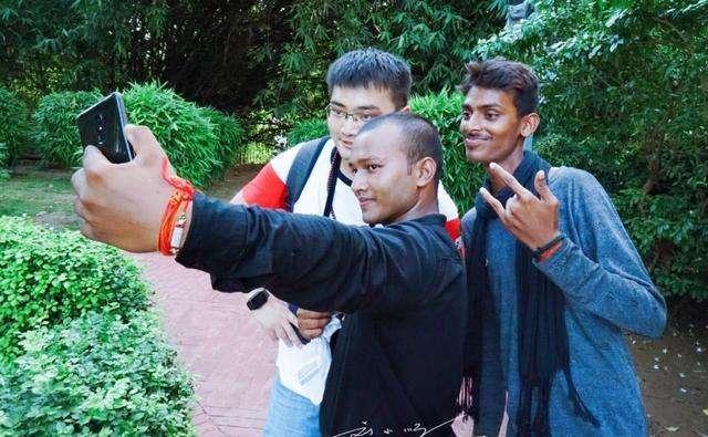 印度人在中国被叫阿3，那中国人在印度被叫什么