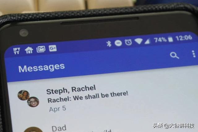 Messages下载量突破10亿大关，四强争霸，微信有了新对手