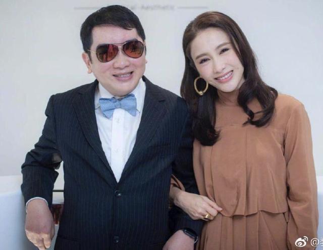 弟弟车祸后，黎姿宣布退圈并嫁给了“跛豪”马