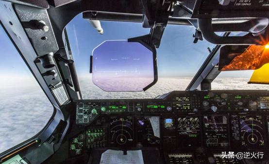 欧洲的标准运输机！能当加油机的A400M！西方最大