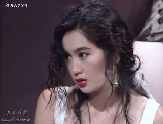 温碧霞30年前旧照曝光 模样青涩温婉动人