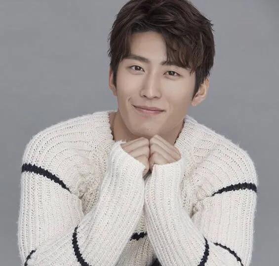 娱乐圈“红得快凉得也快”的4位明星，最后一位