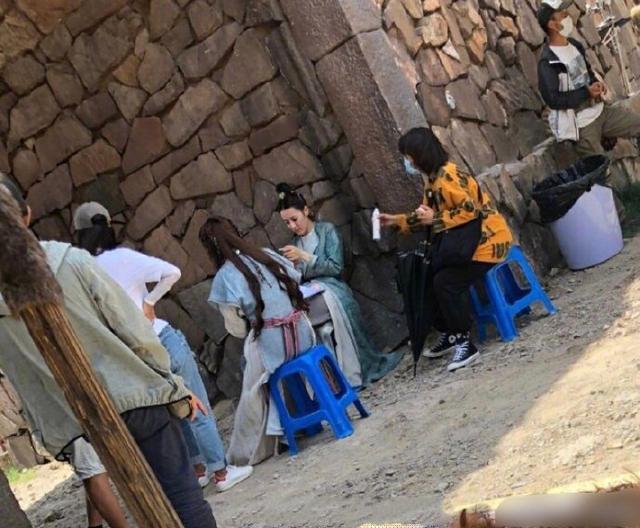 杨幂附体？迪丽热巴《长歌行》路透，发际线是认真的吗？