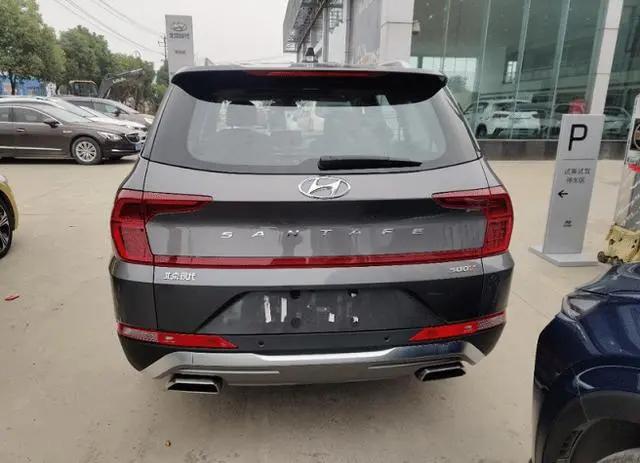 月销仅260台，现代胜达是真的卖不动了，若降价5万你接不接受？