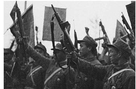 部队被白崇禧包围，陈赓一点都不担心，打胜仗后，却急了：快点撤