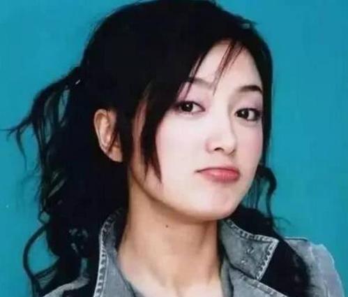 生孩子是女人的义务？秦岚回应称：我的子宫使