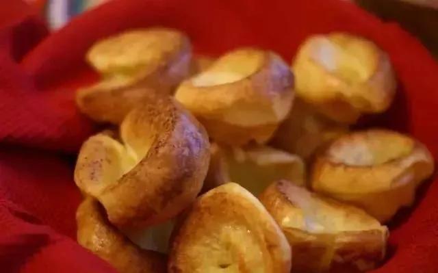 �������ض�40������ħ������ʳ���̵㣬��ǵö���